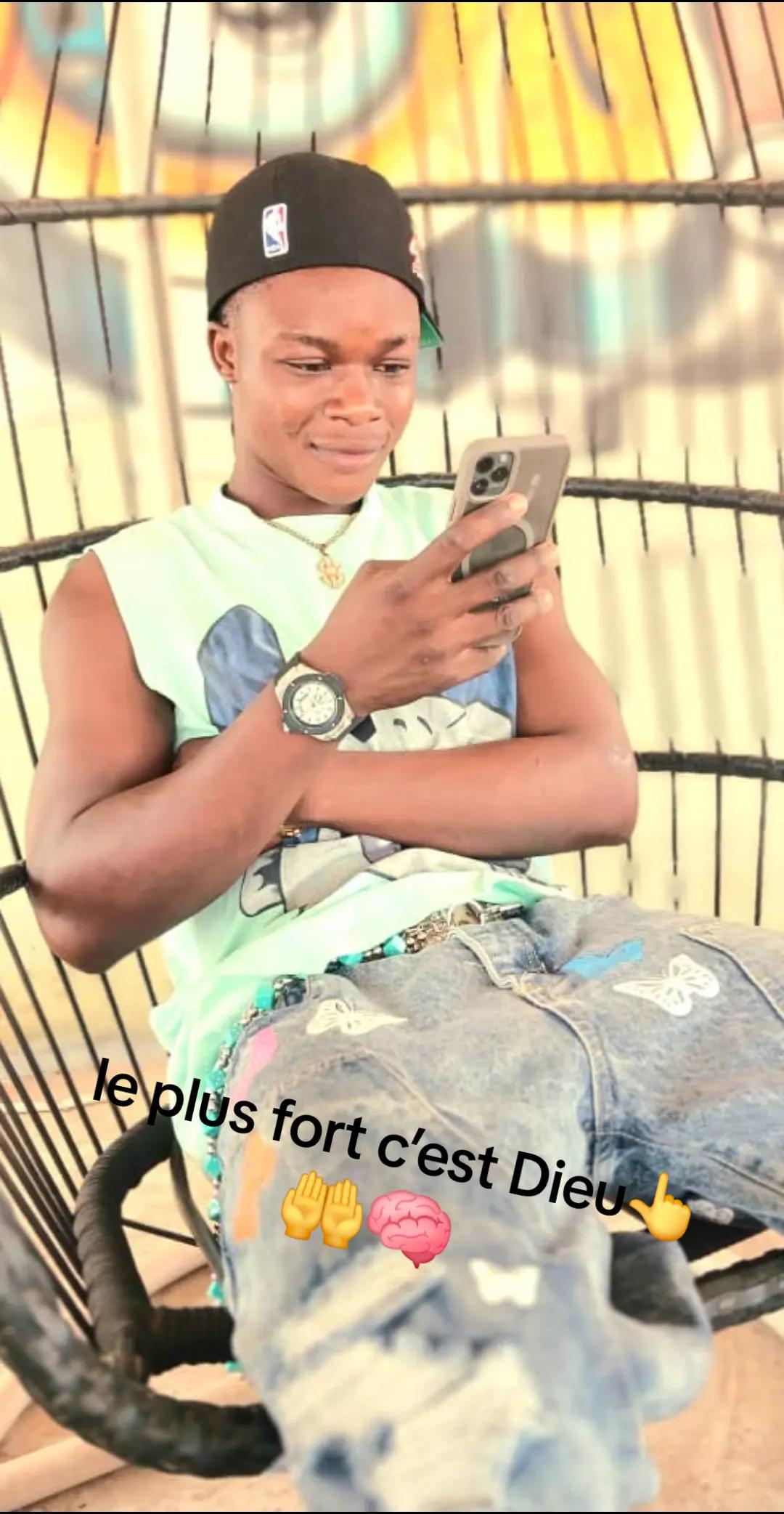@Blem dix millions &hearts;️🔥🇧🇫