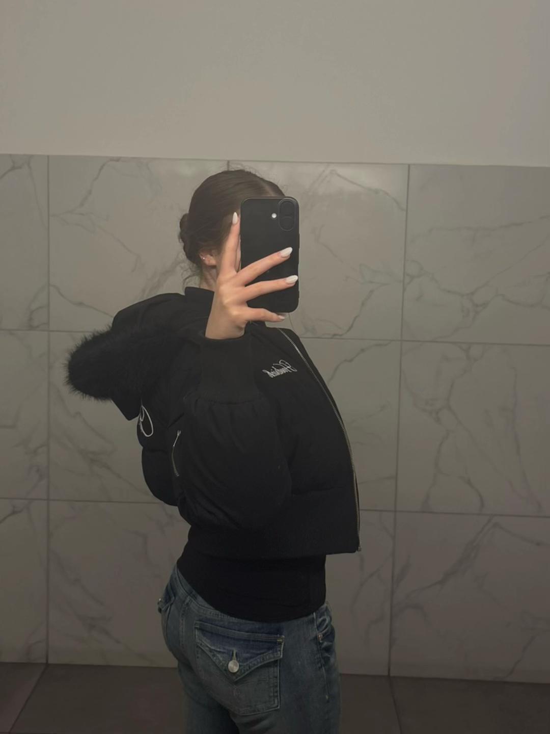 @️