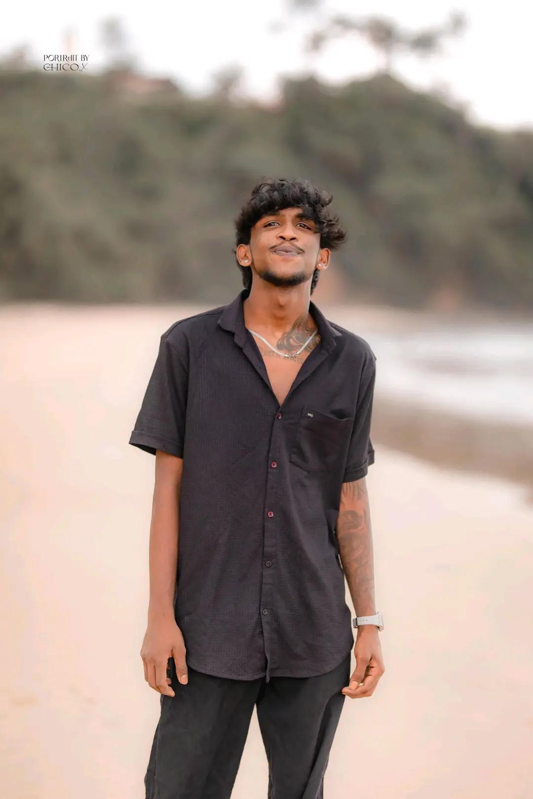 @R  🇱🇰
