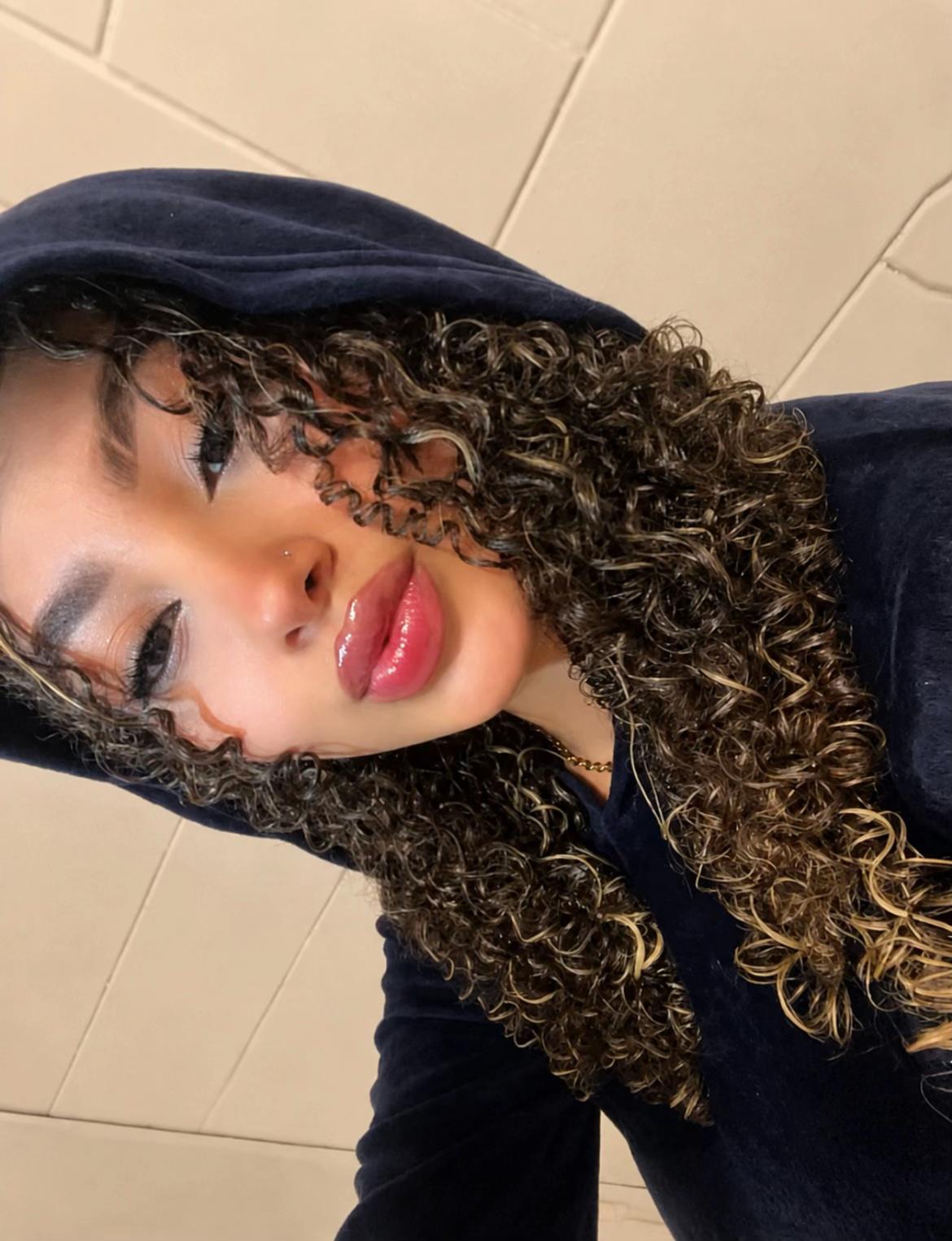 @Scarlethr_22