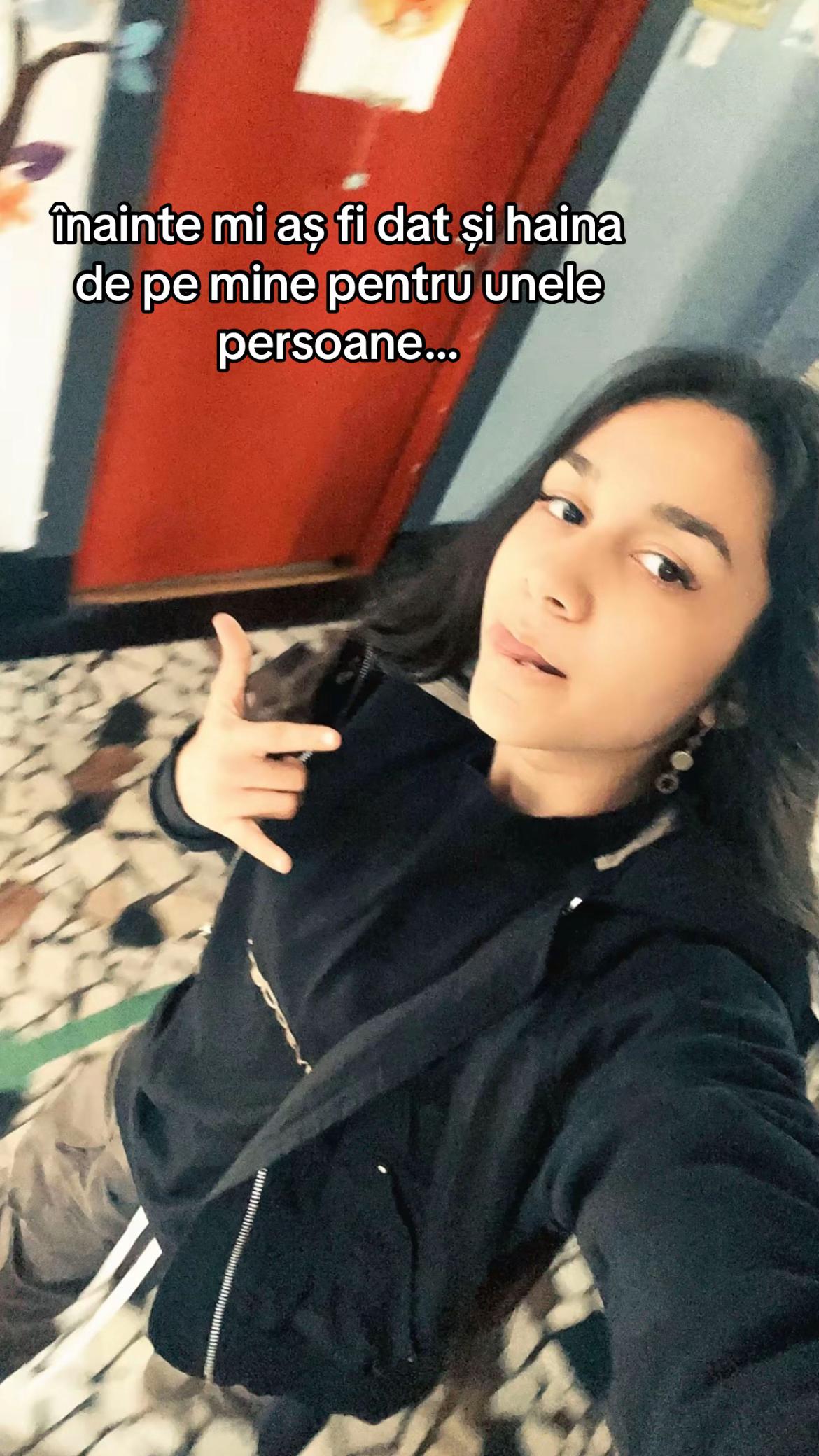 @🤍 YᗩᔕᗰIᑎᗩ 🤍