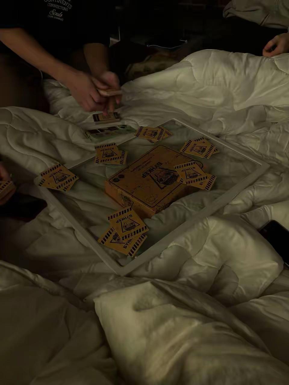 @gg