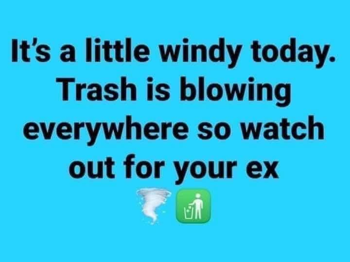 @Little Bit ❌️ / Carrie