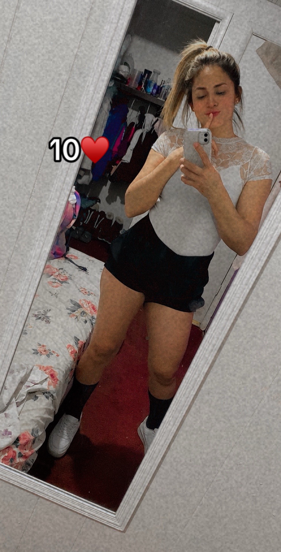 @_emily27dv