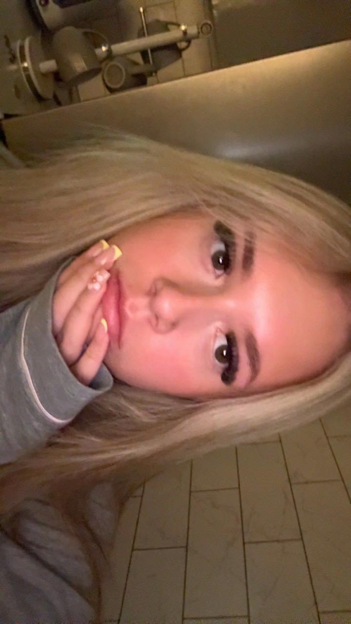 @𝐁𝐫𝐨𝐨𝐤𝐞