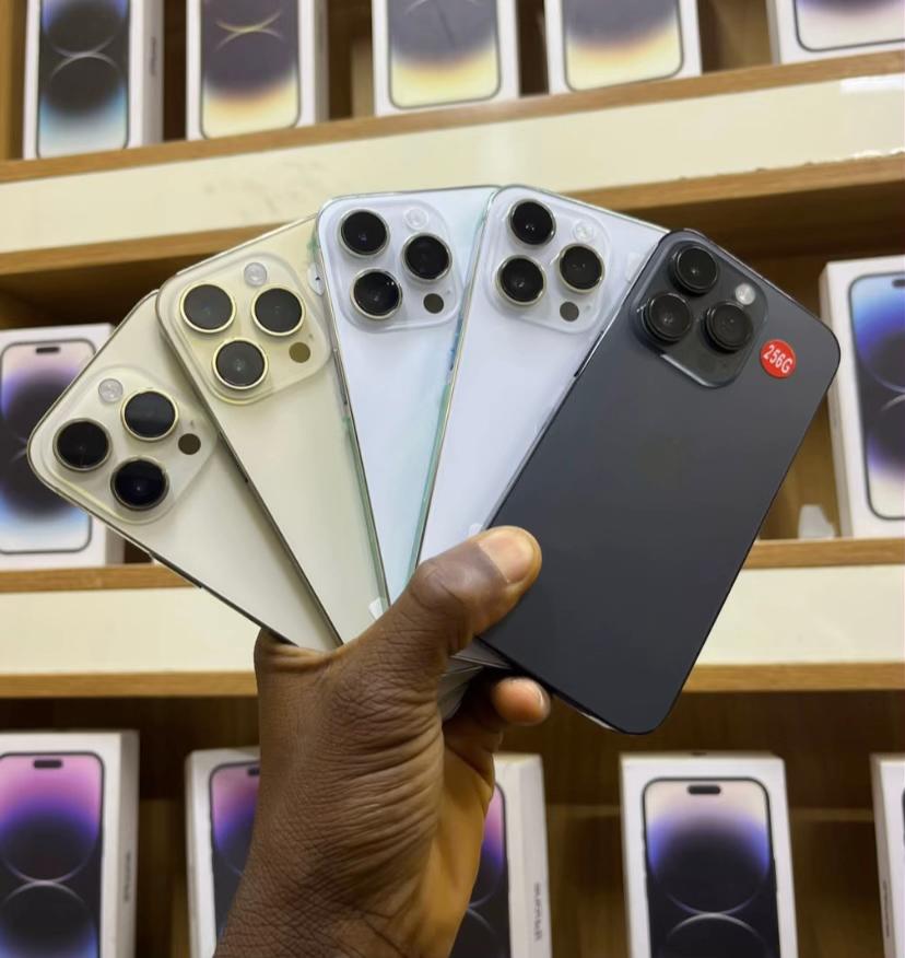 @B_Cutie Phone Store___