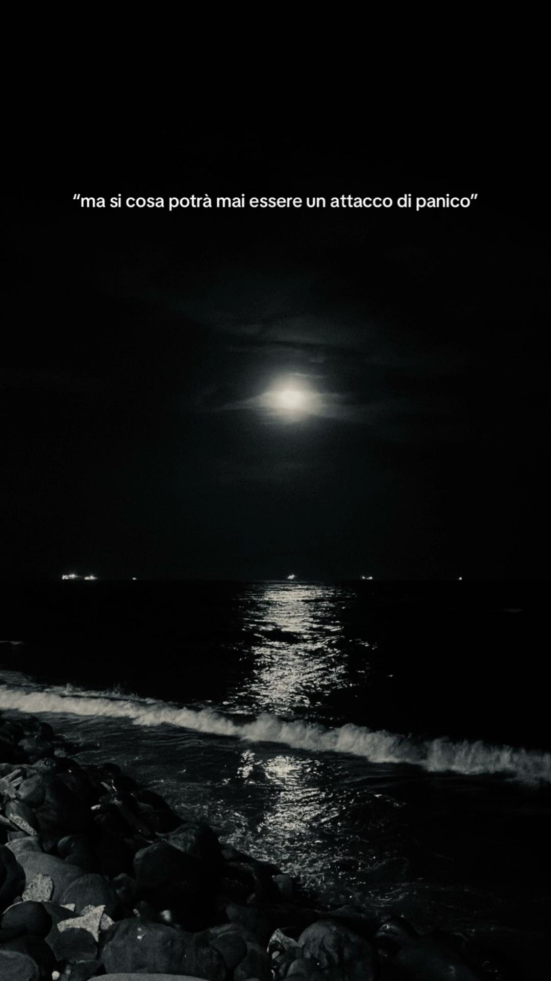 @🖤