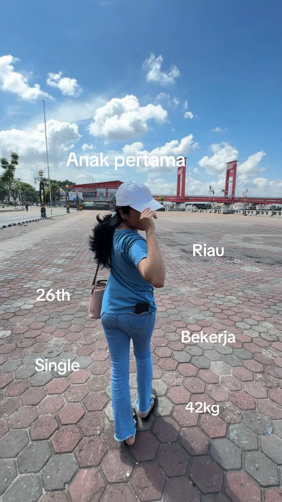 @Vr