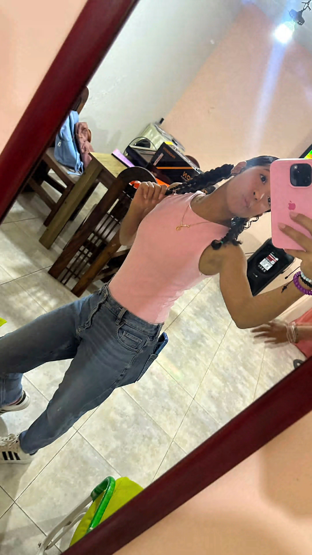 @Valeria 🌟