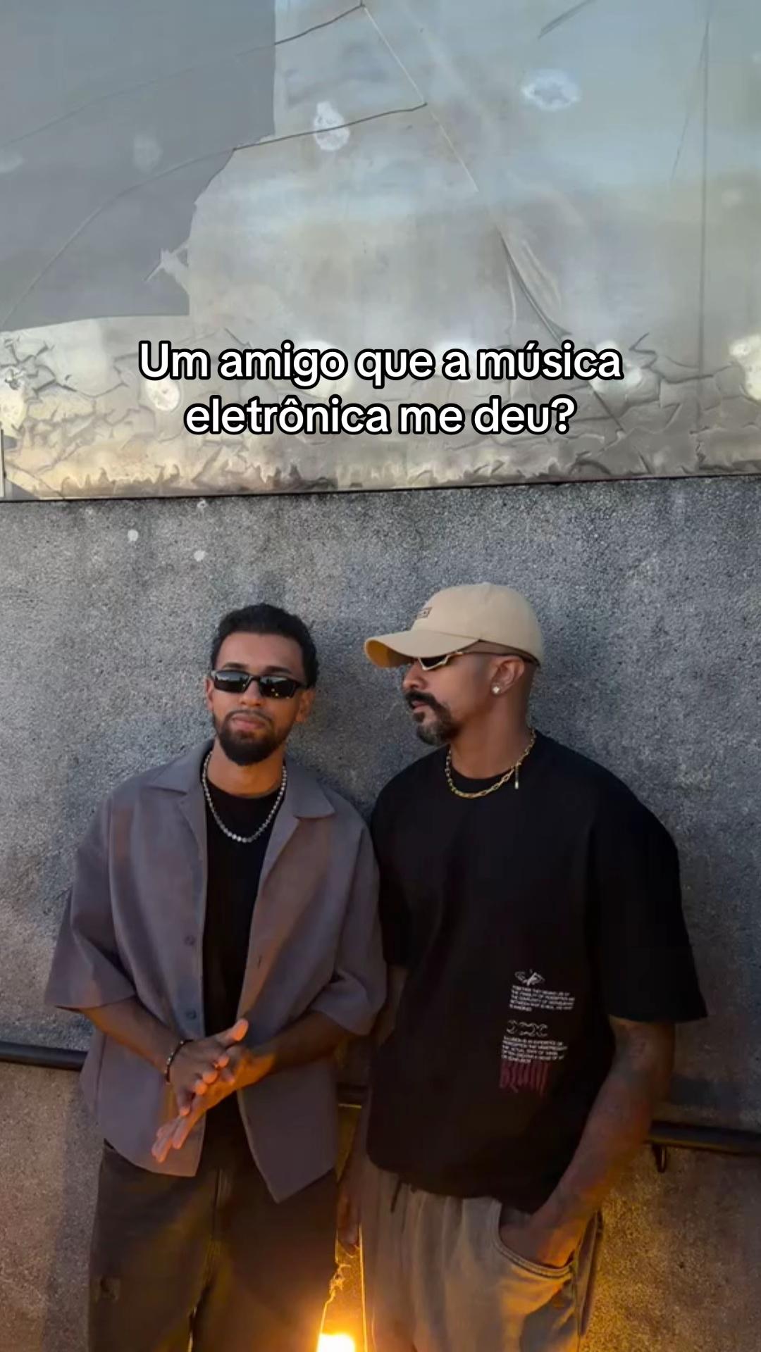@lucianoleao