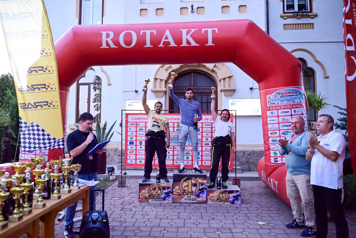 @Răzvan Enuș