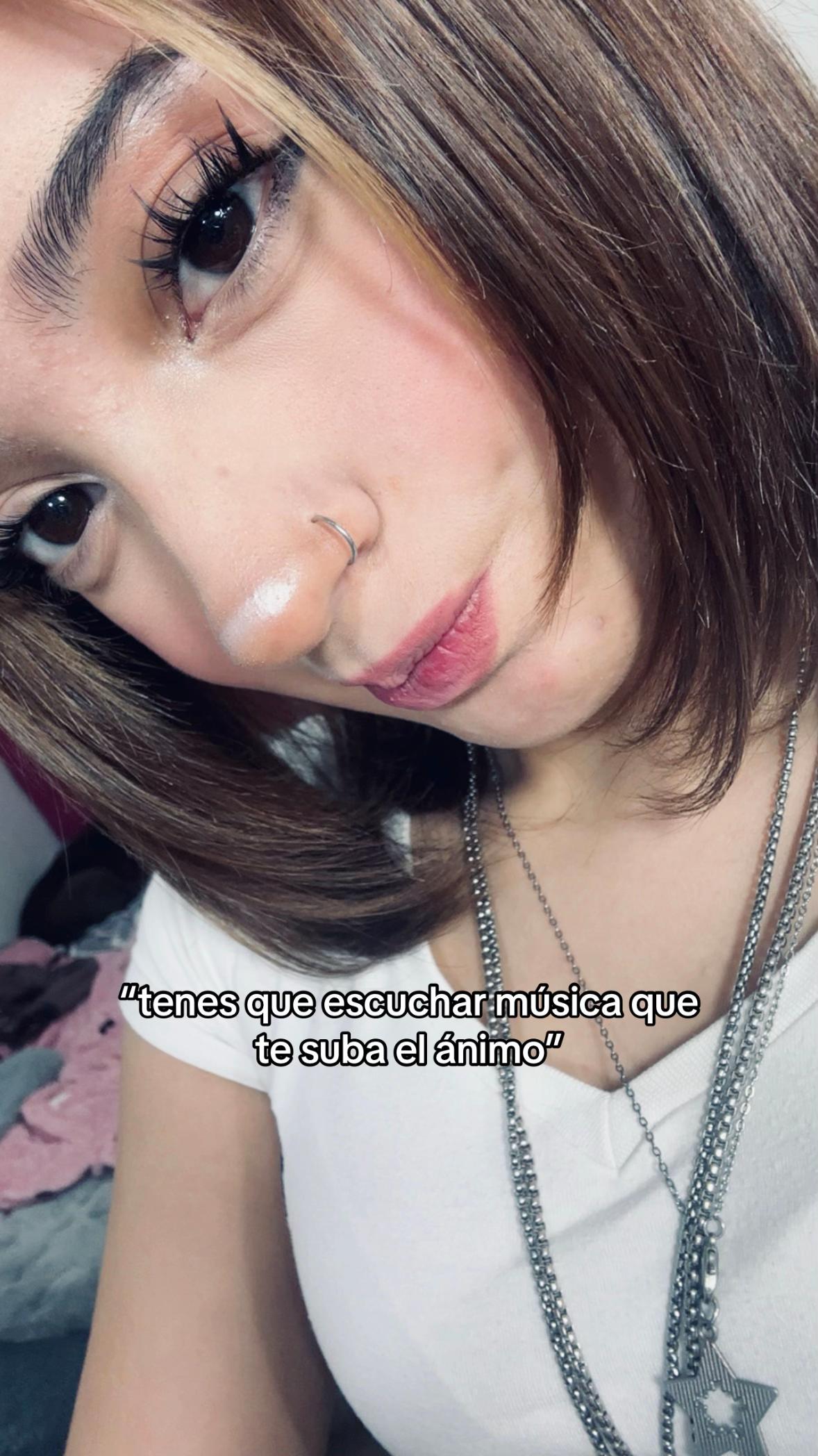 @╋━