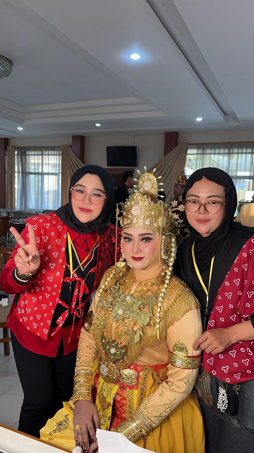 @yani mulyani