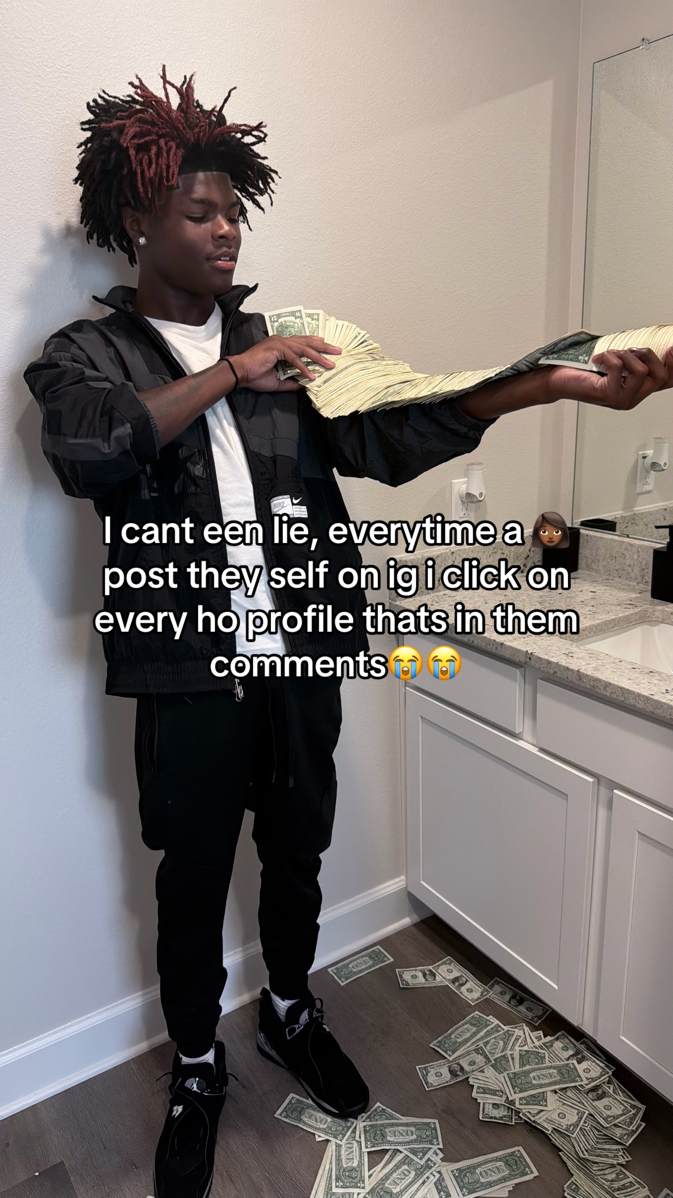 @S̷l̷e̷e̷z̷o̷🥷🏾