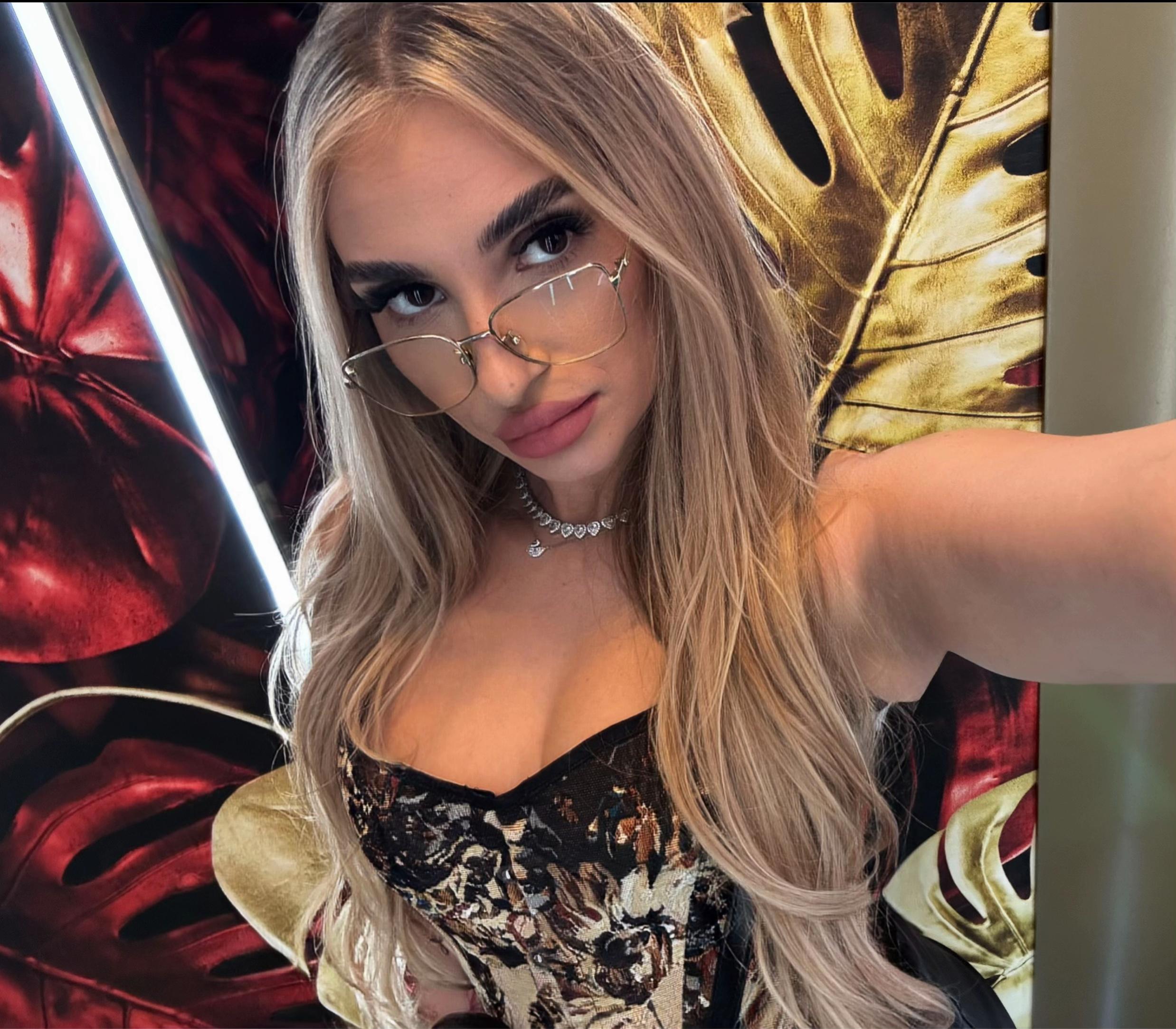 @Alexandra_salvatore10