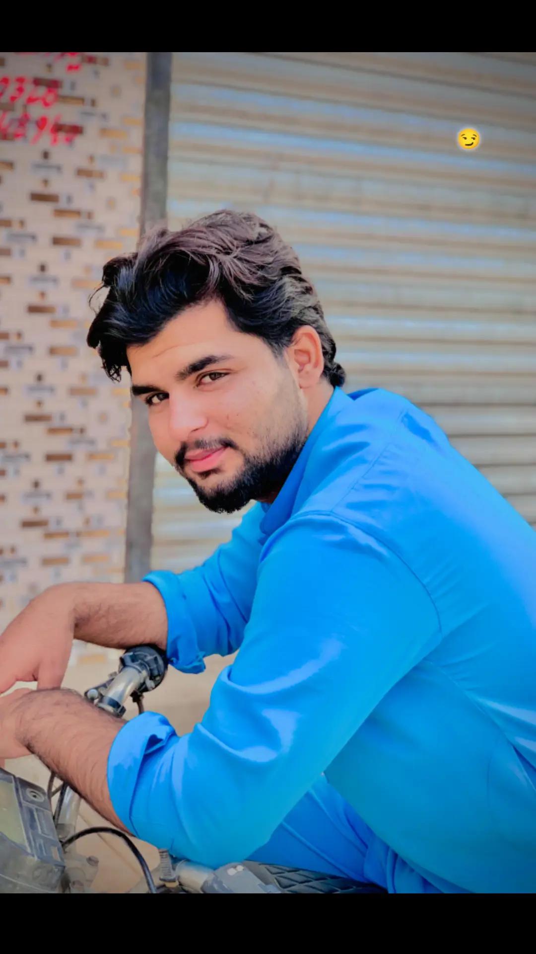 @🥂مہریہ🪓(SARKAR)☠️