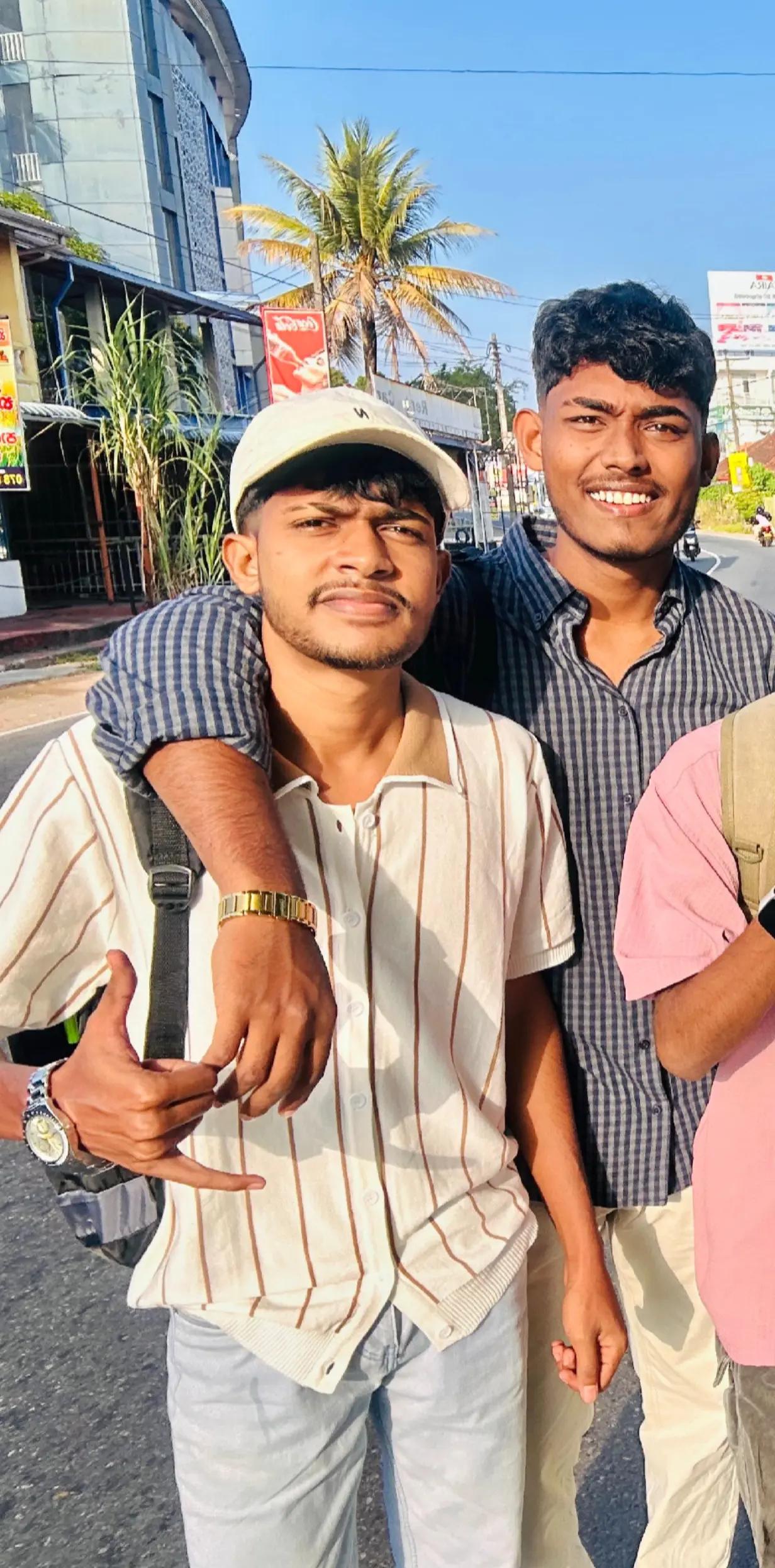 @Nadun Hetti Arachchi 💸🪙