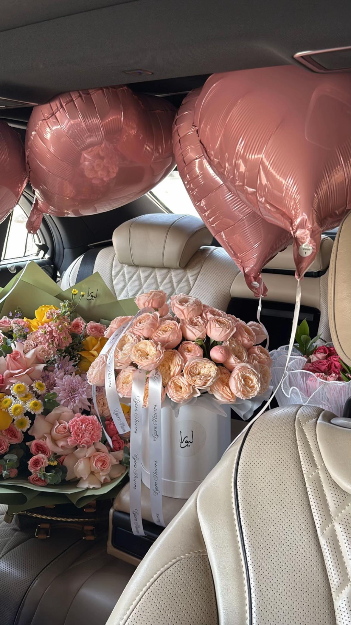 @LYORA FLOWERS | ليورا