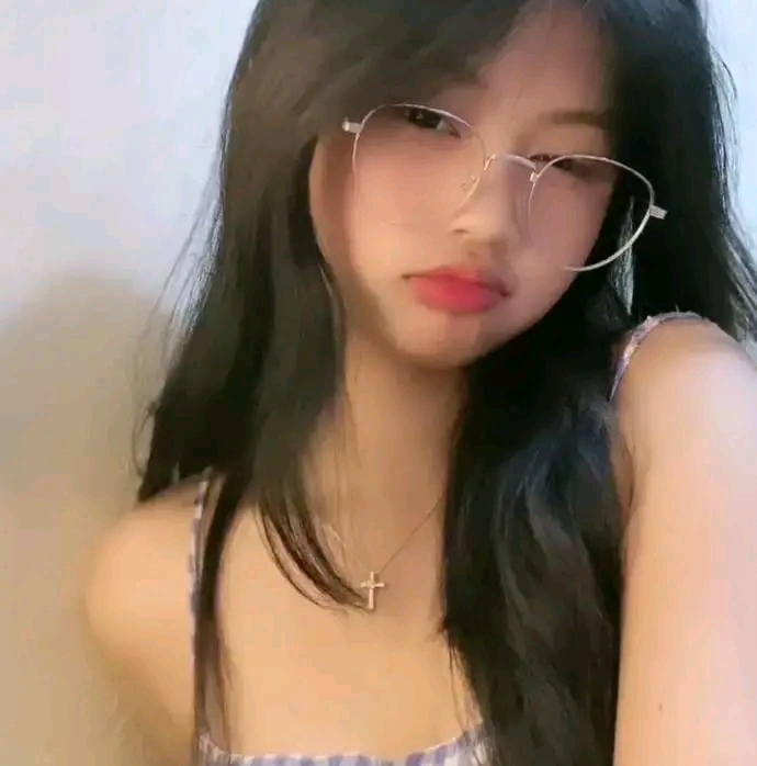 @Adek xiu Bae agaystrawberry