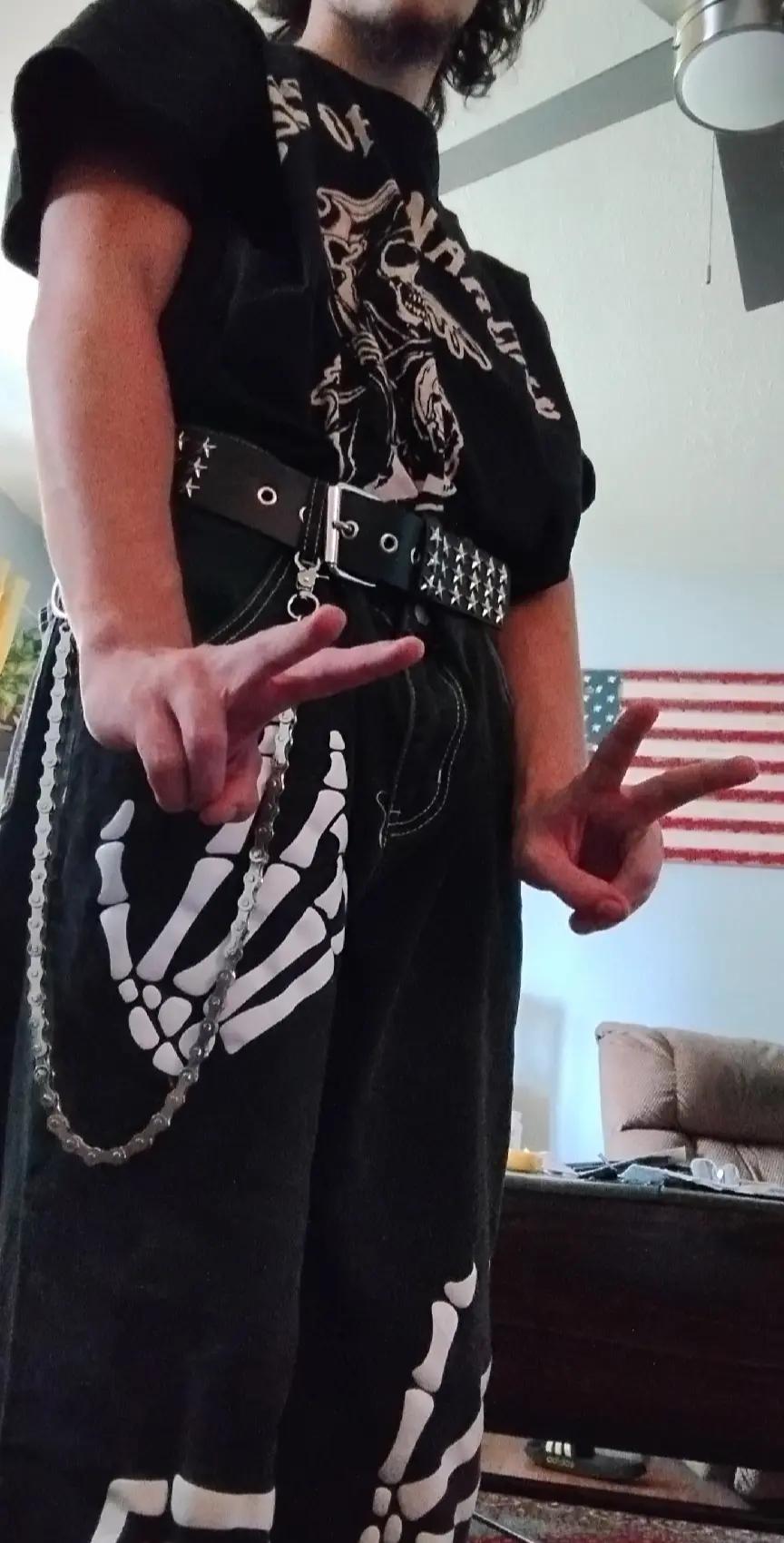 @FemboyHooters