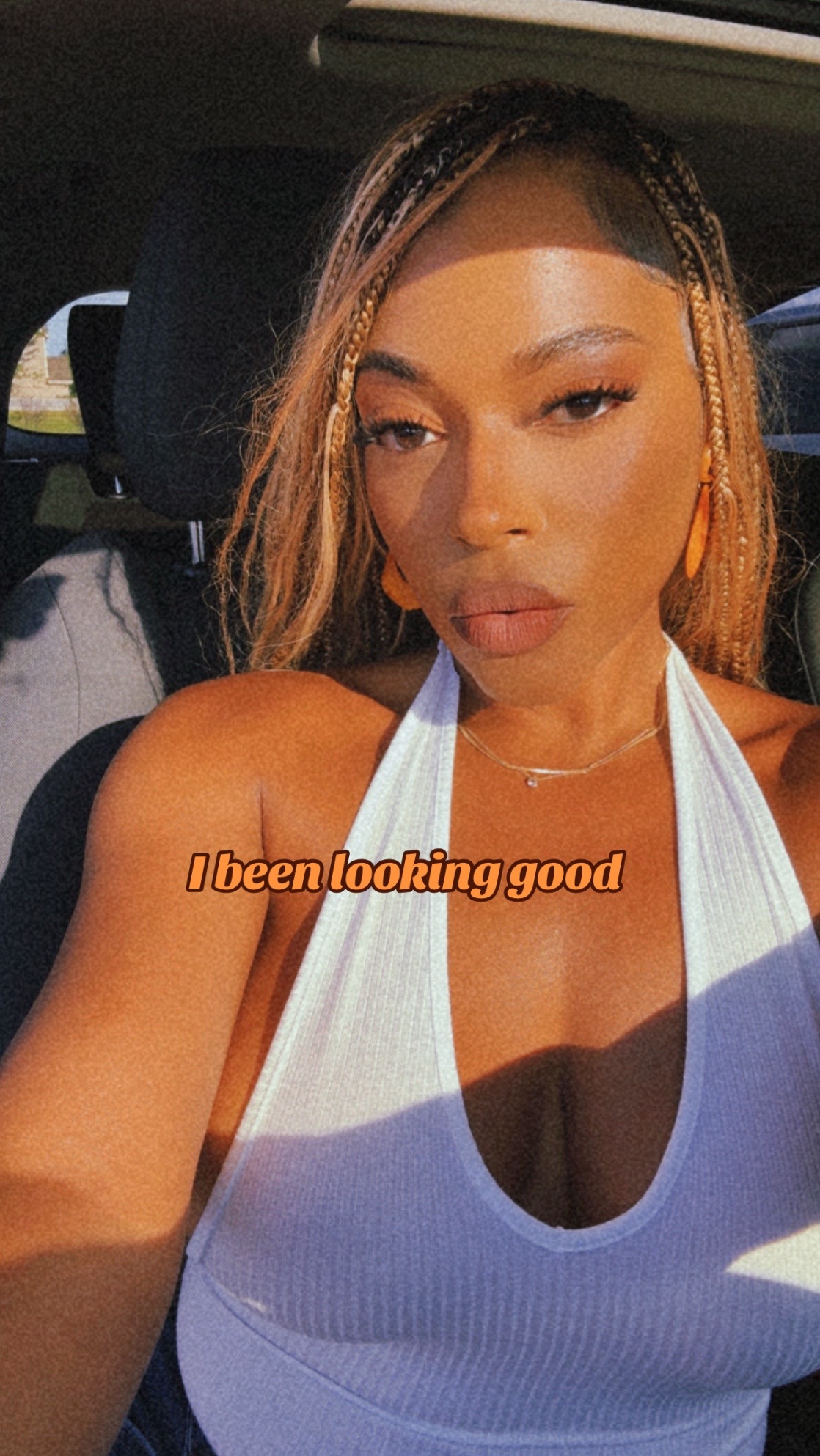 @Lavish_Lee