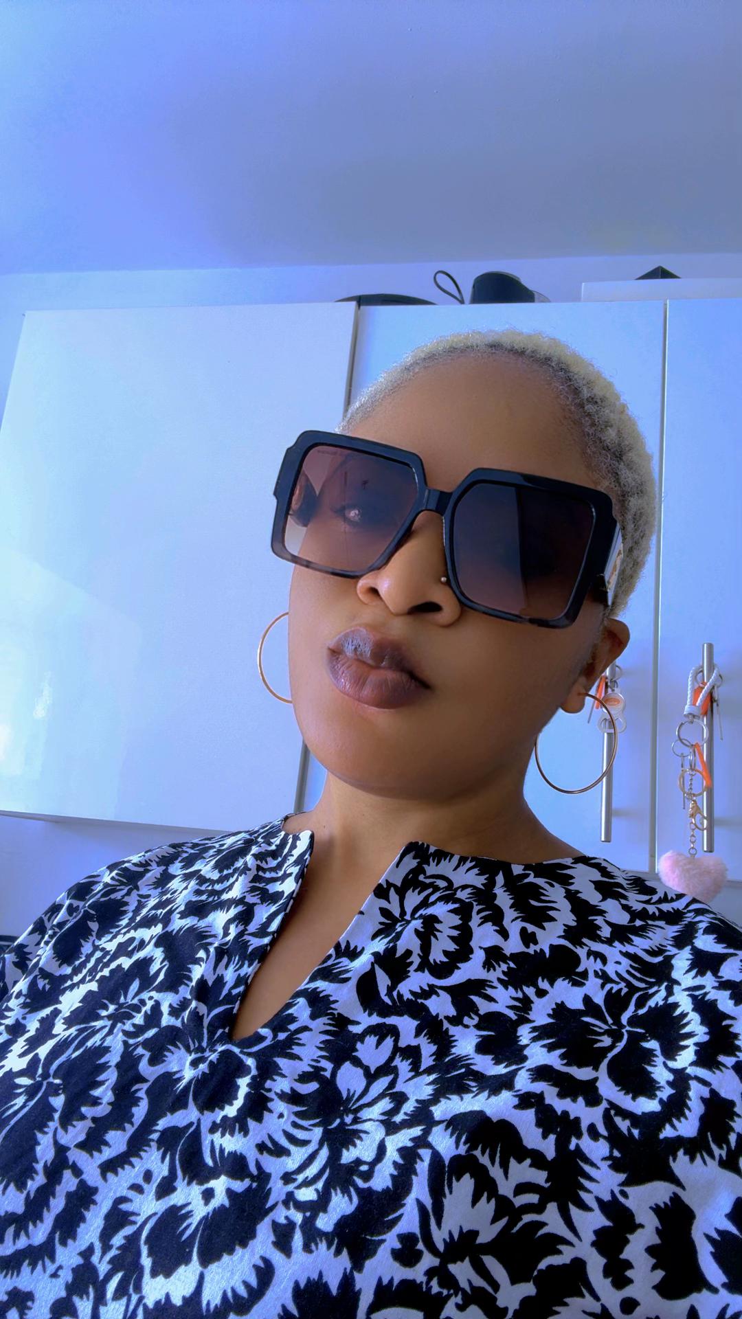 @Miss💛RORO (Olivia’s❤️beat)
