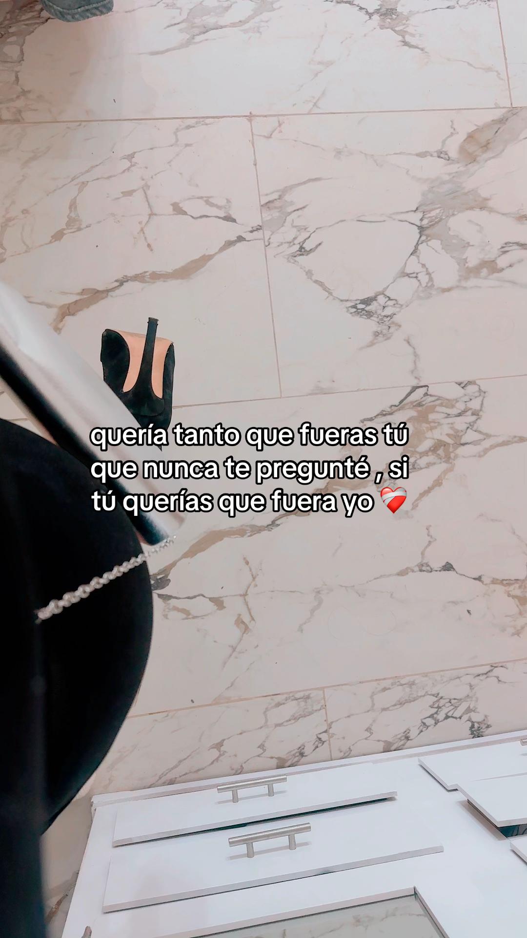 @Lucy Snts