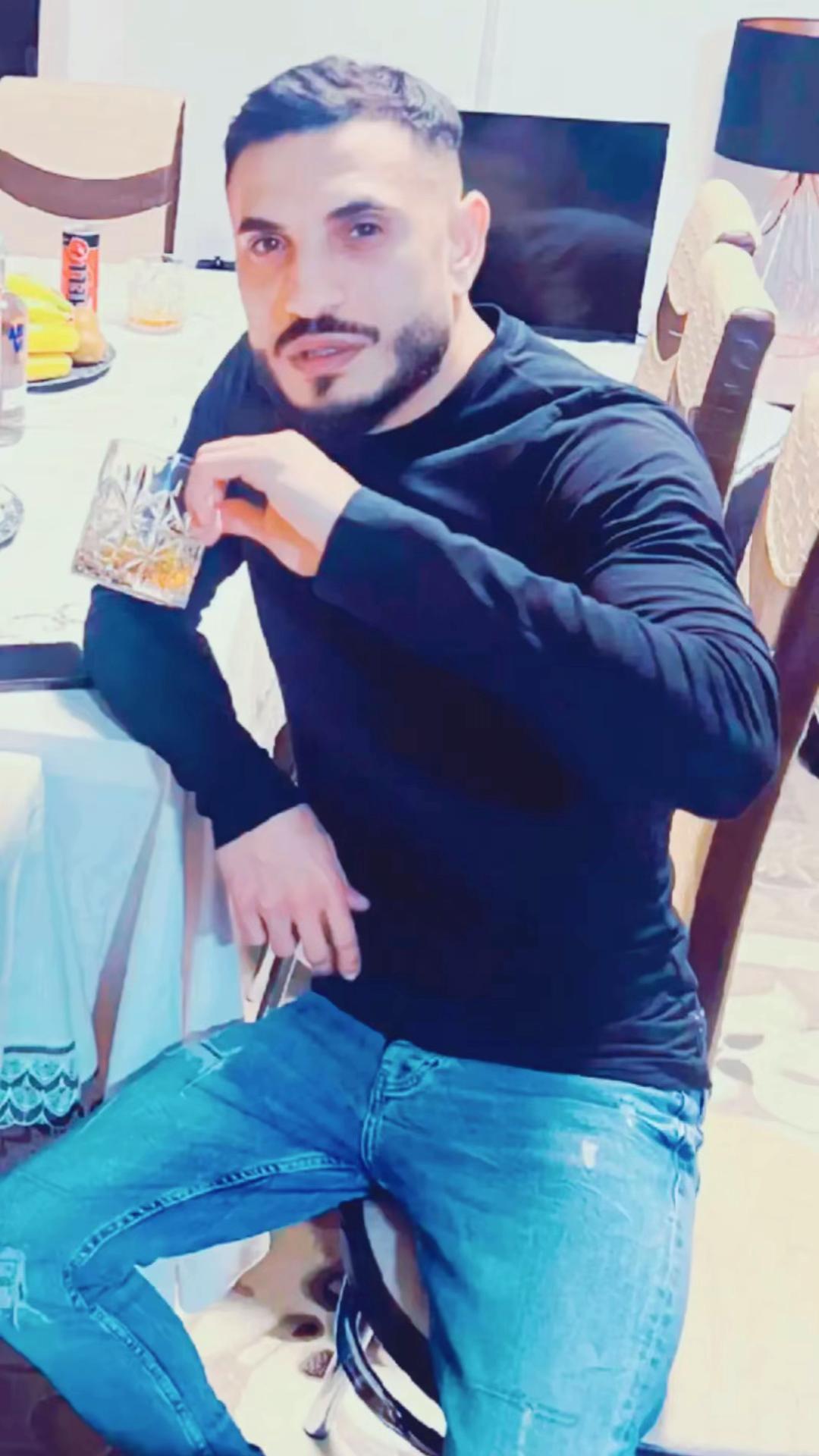 @MădăLin 👑