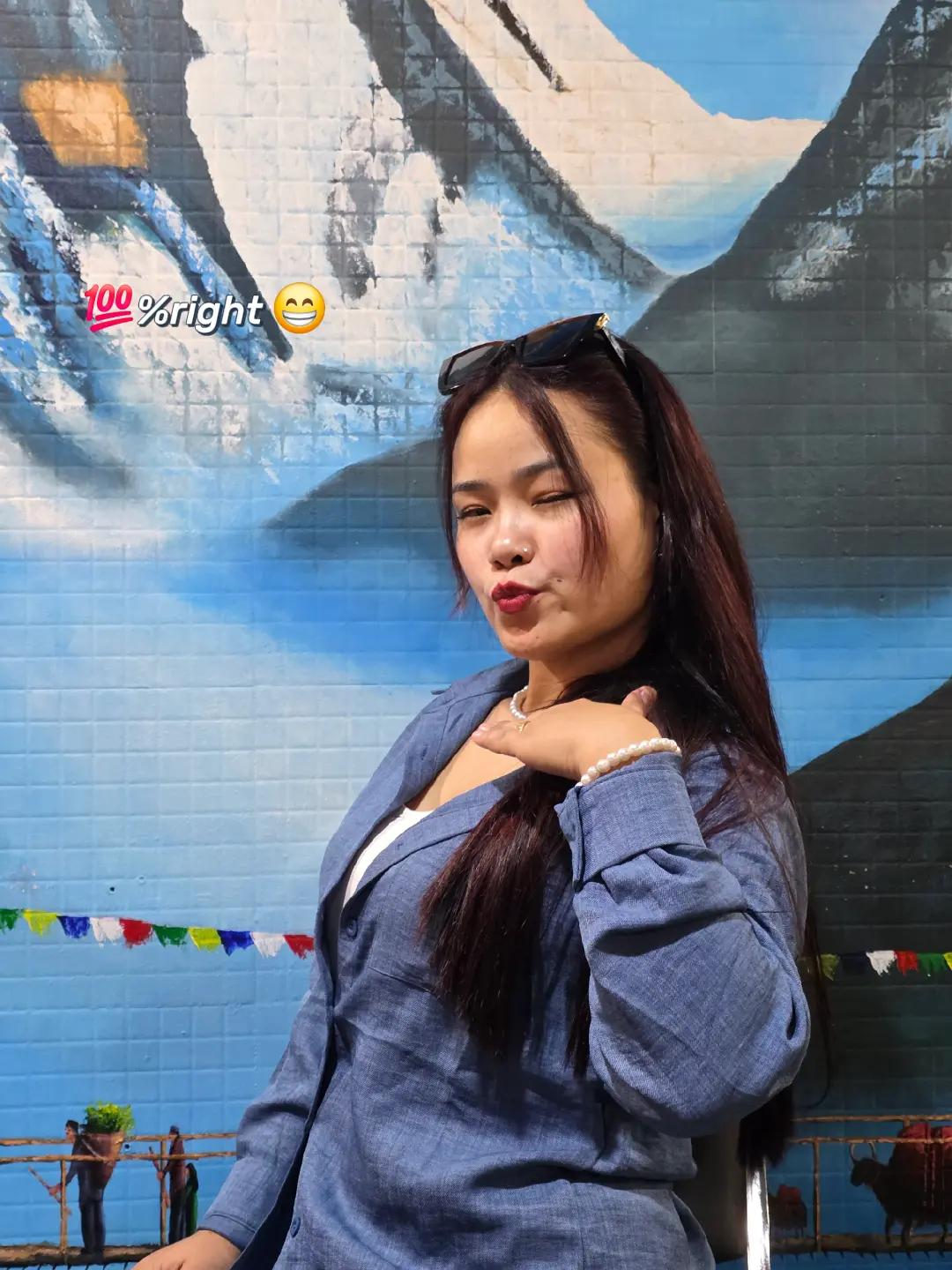 @Nilam🖤