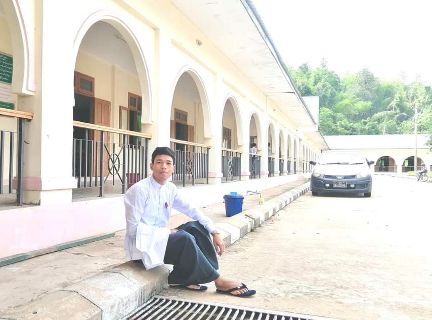 @ကိုထွန်းနေဇာထွေး(Official)