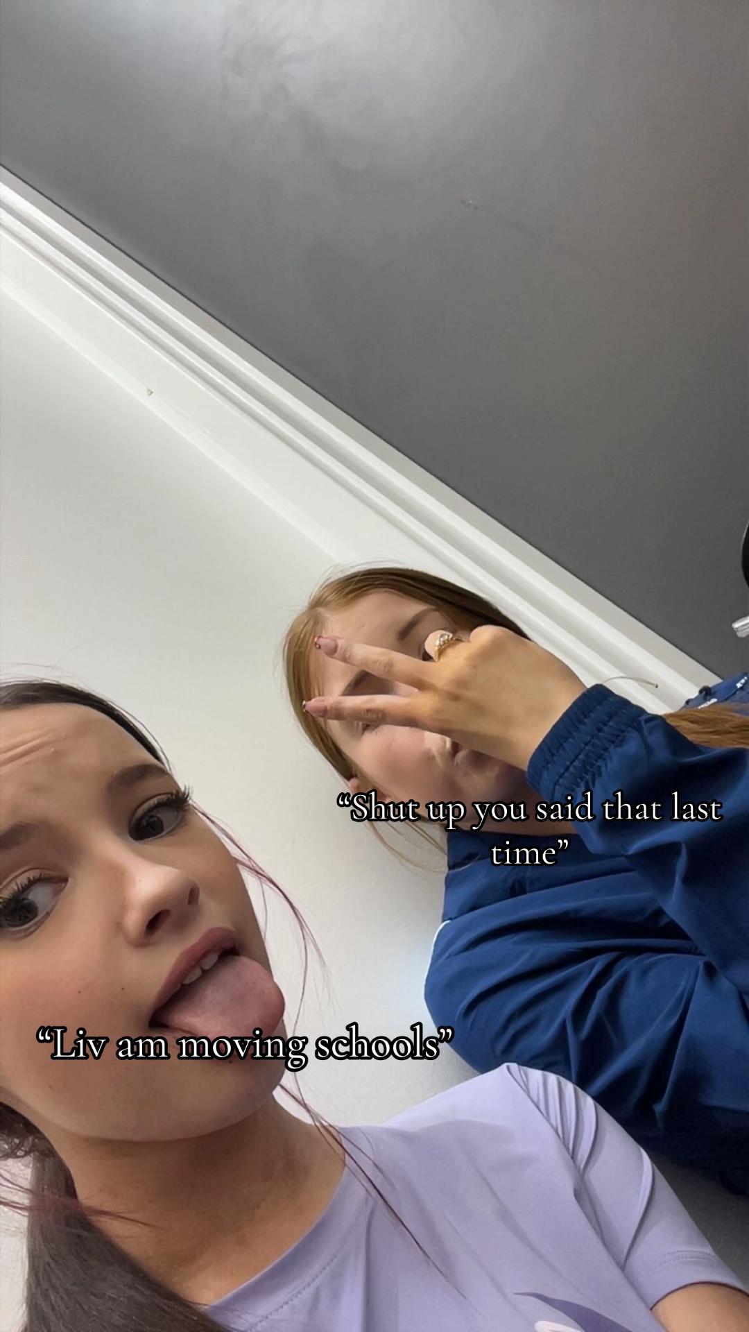@liv๐ค