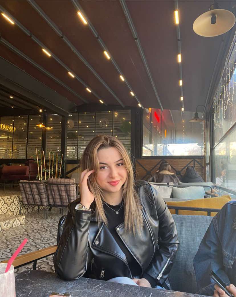 @G&uuml;lhan Baştuğ