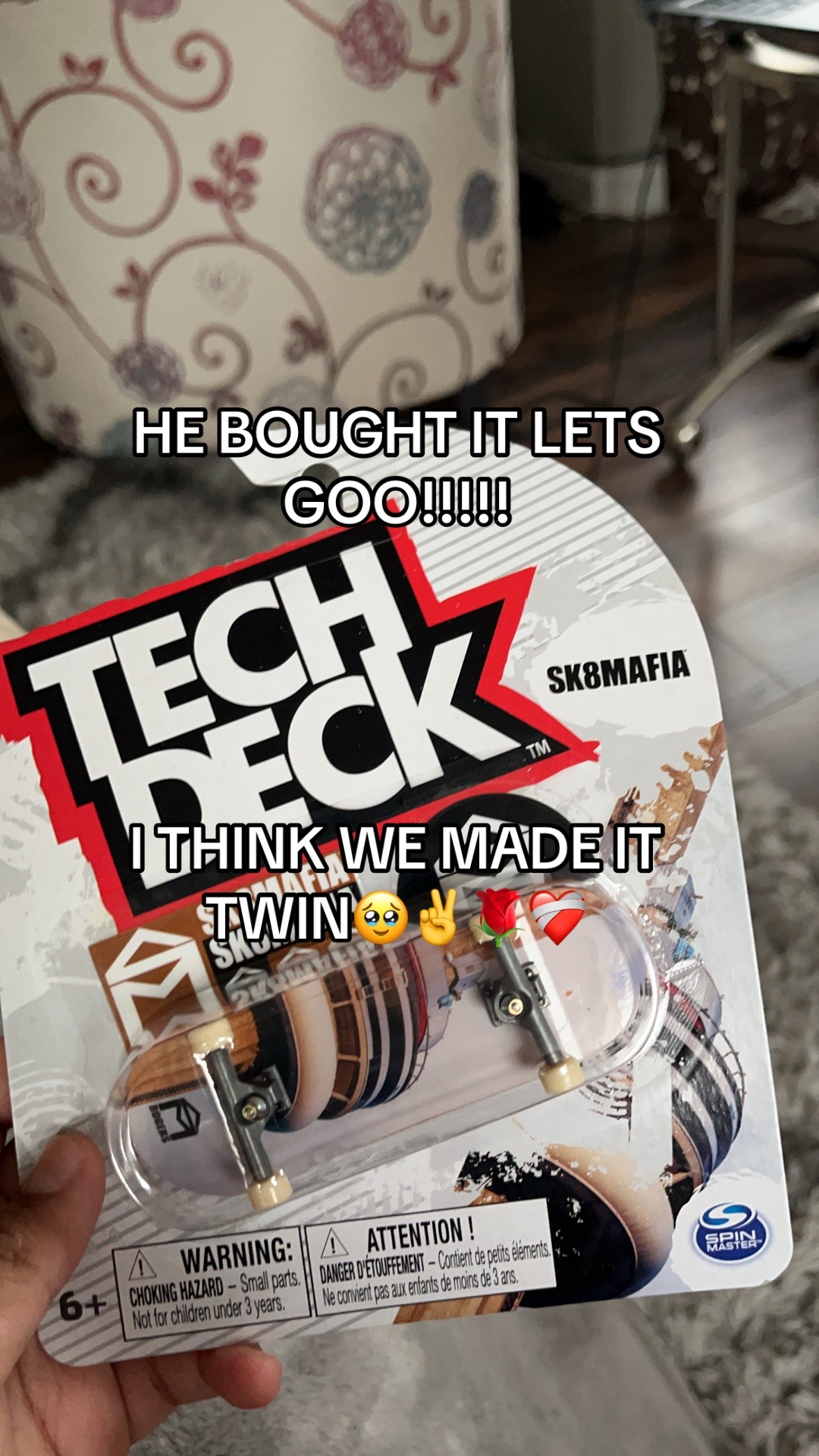 @๐
๐๐๐๐ข๐ซ