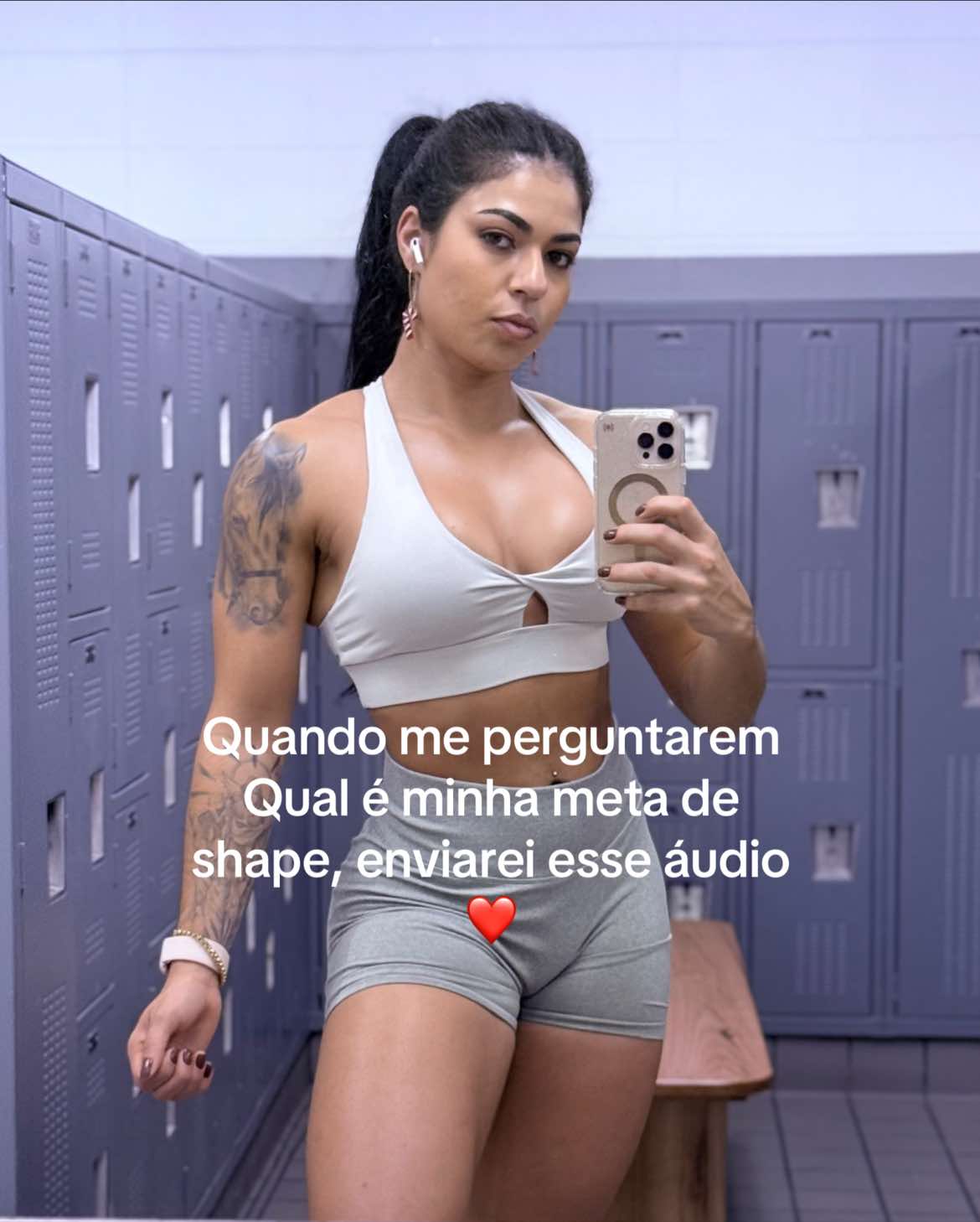 @Talitabrito
