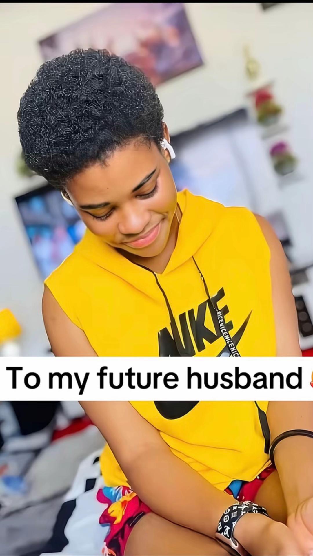 @High school Girl 🥰