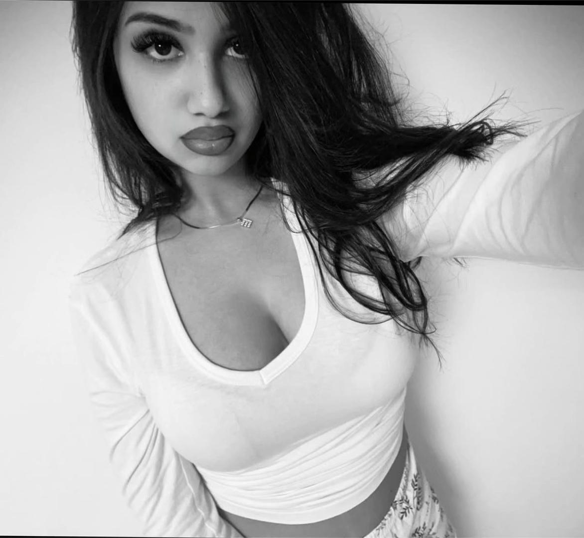 @🖤