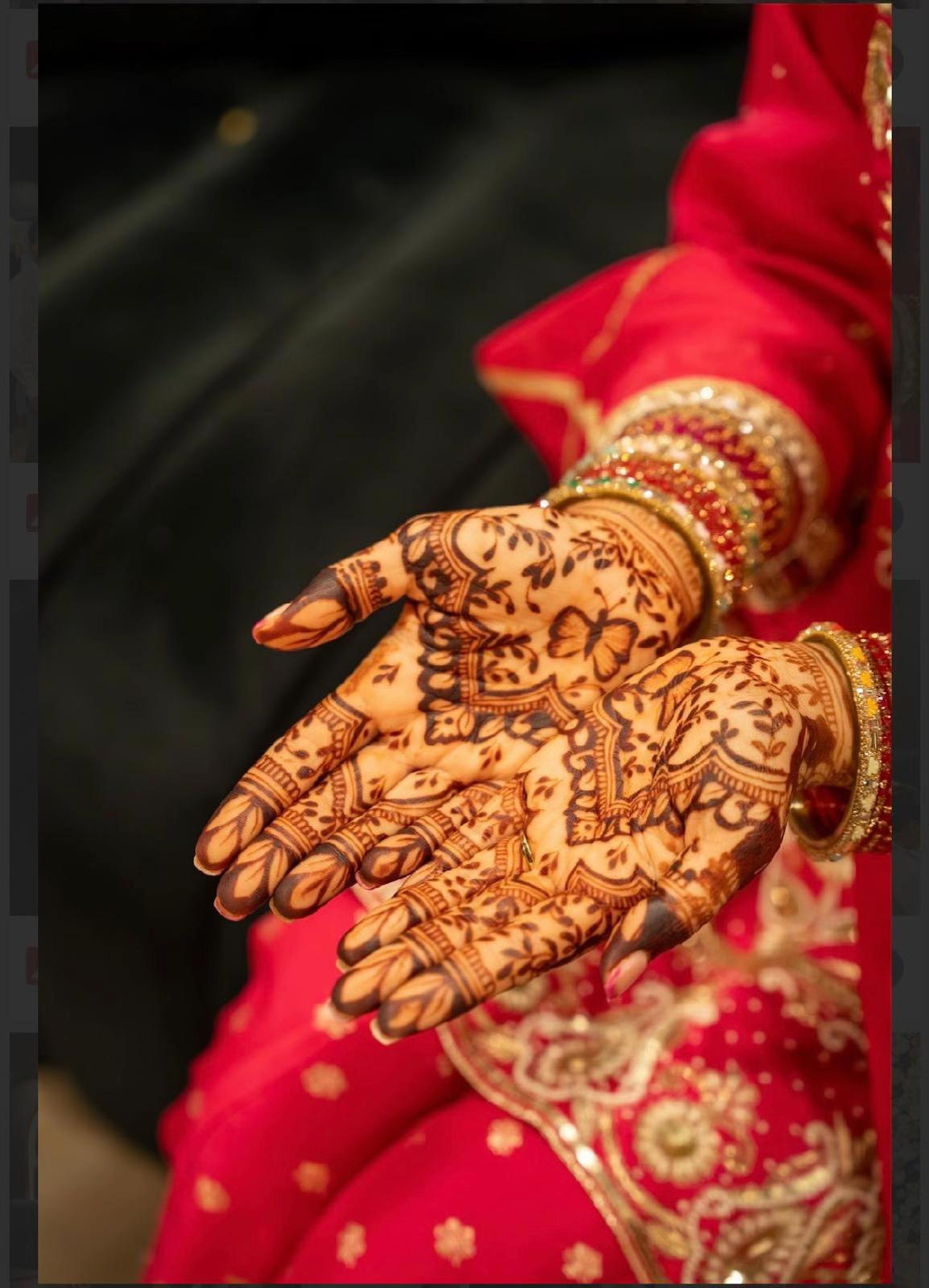 @Sirat ✨Brampton henna Artist