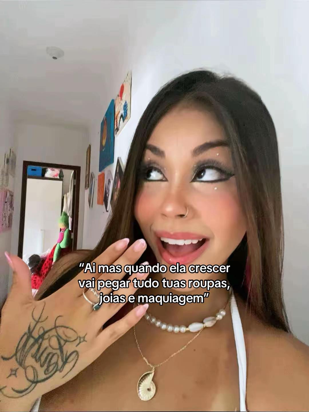 @Monique Dos Santos