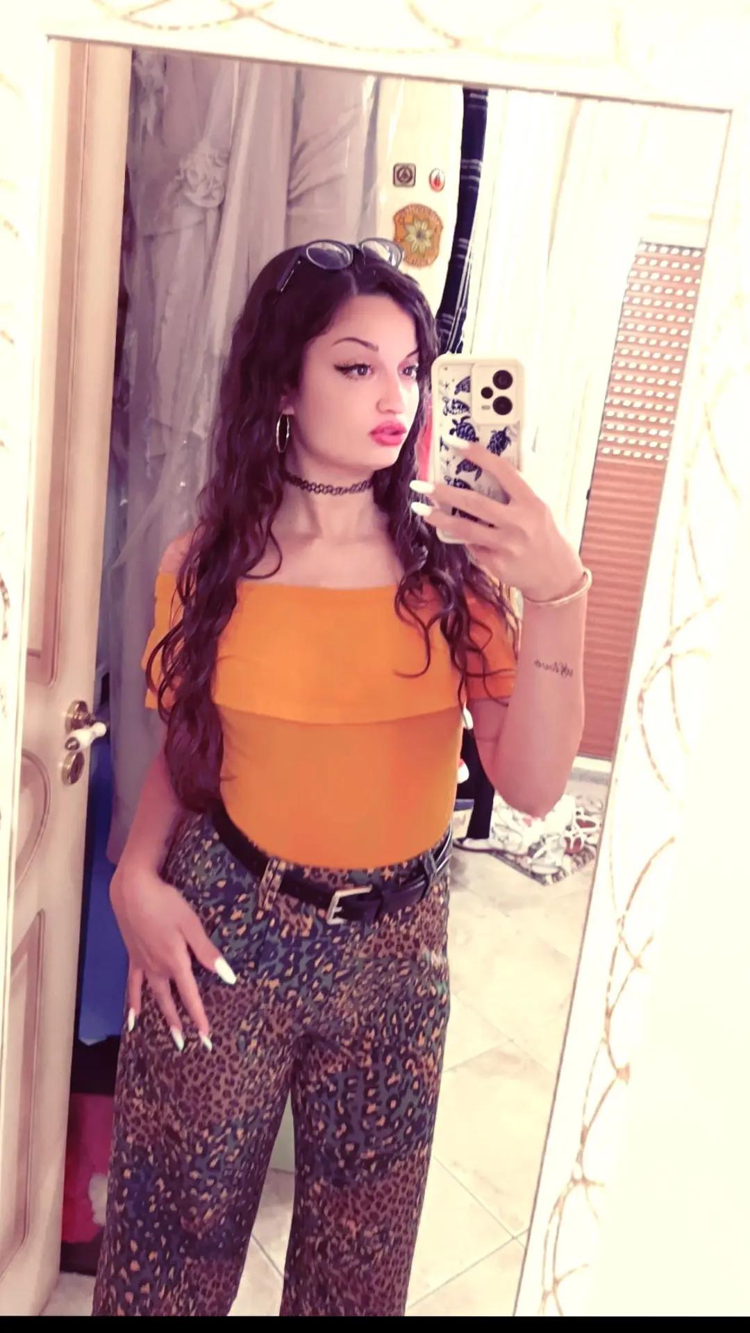 @Aissela