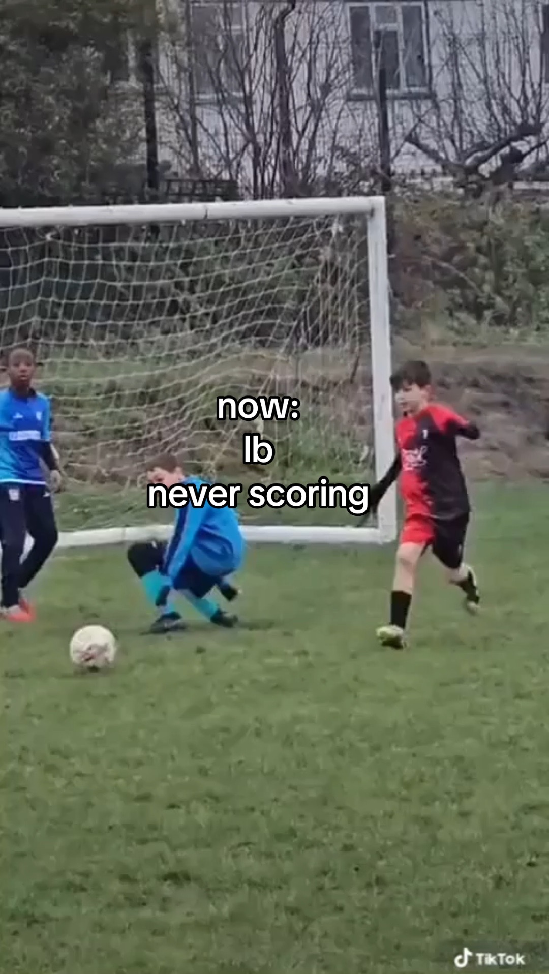 @￴
