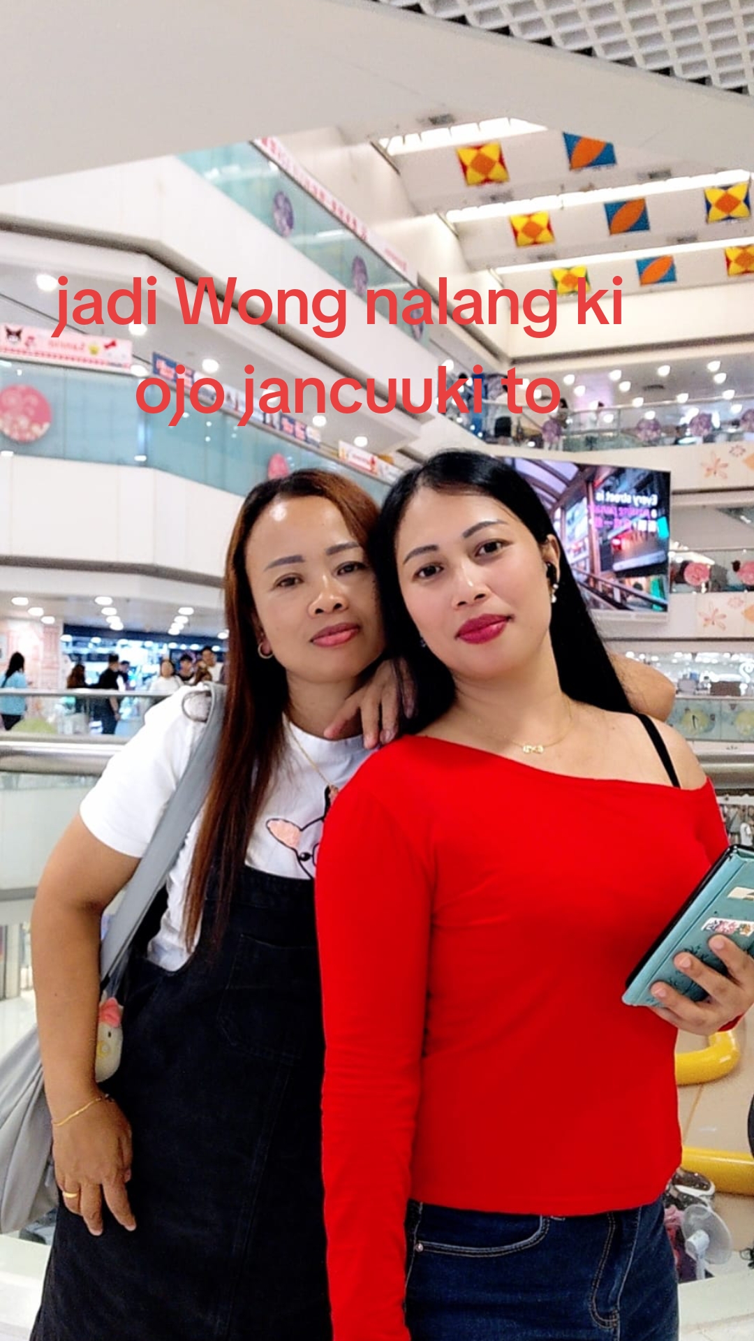 @Janda kembang merah.