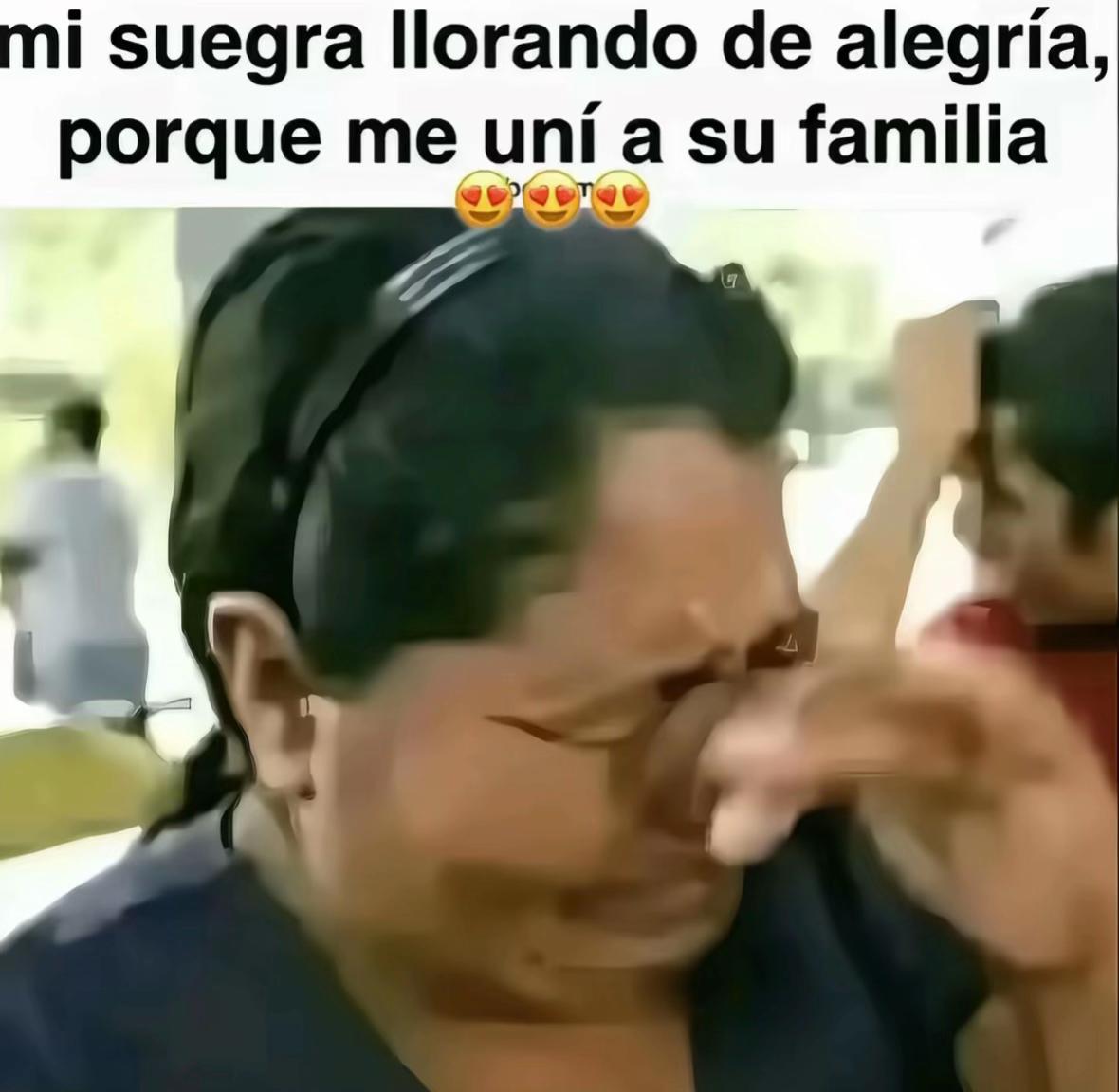 @𝑪𝑯𝑼𝑪𝑯𝑶 🐕