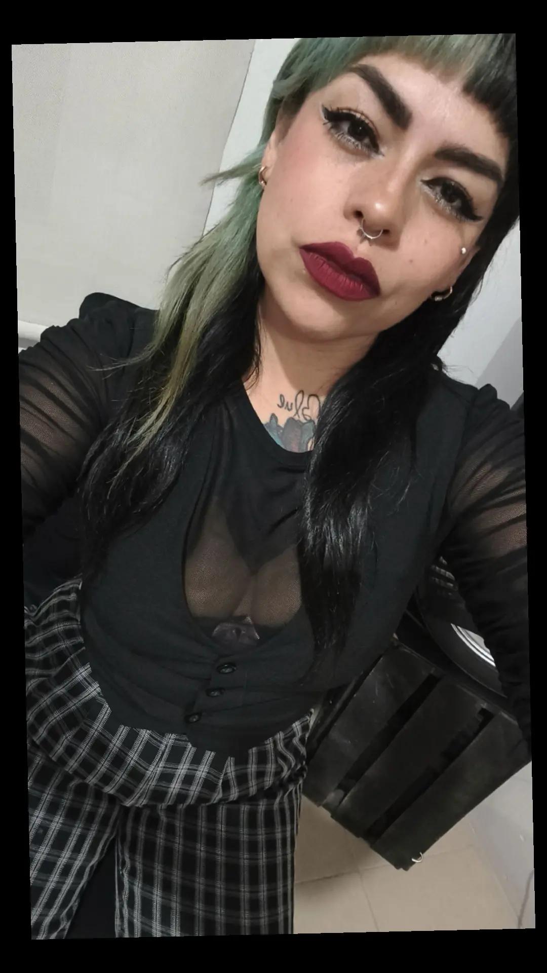 @Jess🩵