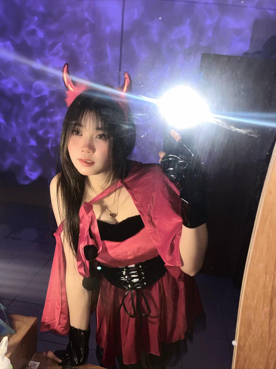 @𝐟𝐨𝐧𝐠 ᶠᵒⁿᵍ