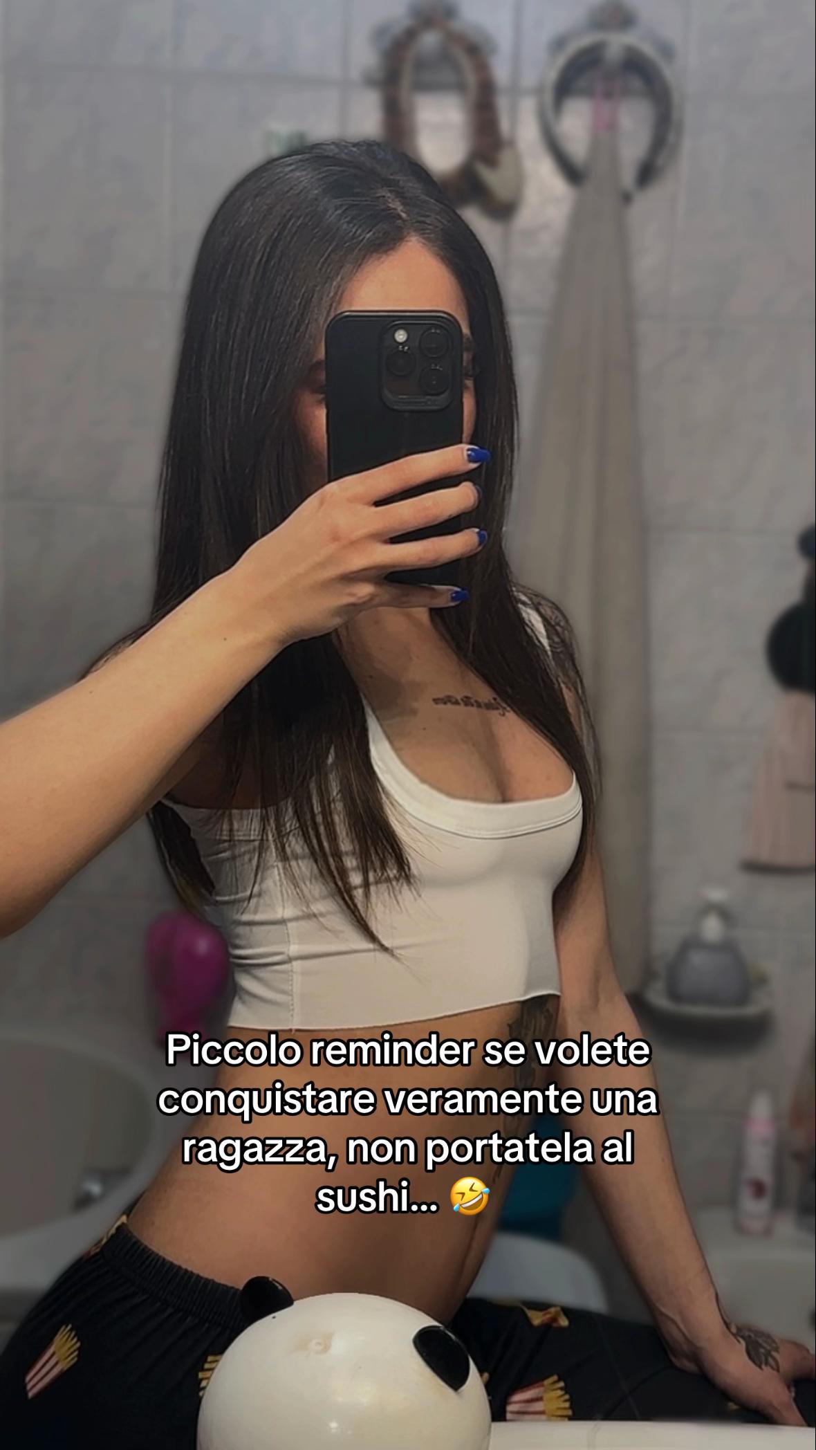 @MELANIA