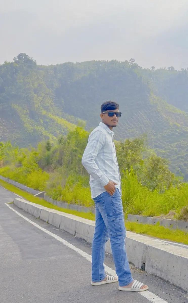 @MD Arif কুমিল্লার দুষ্টু ছেলে