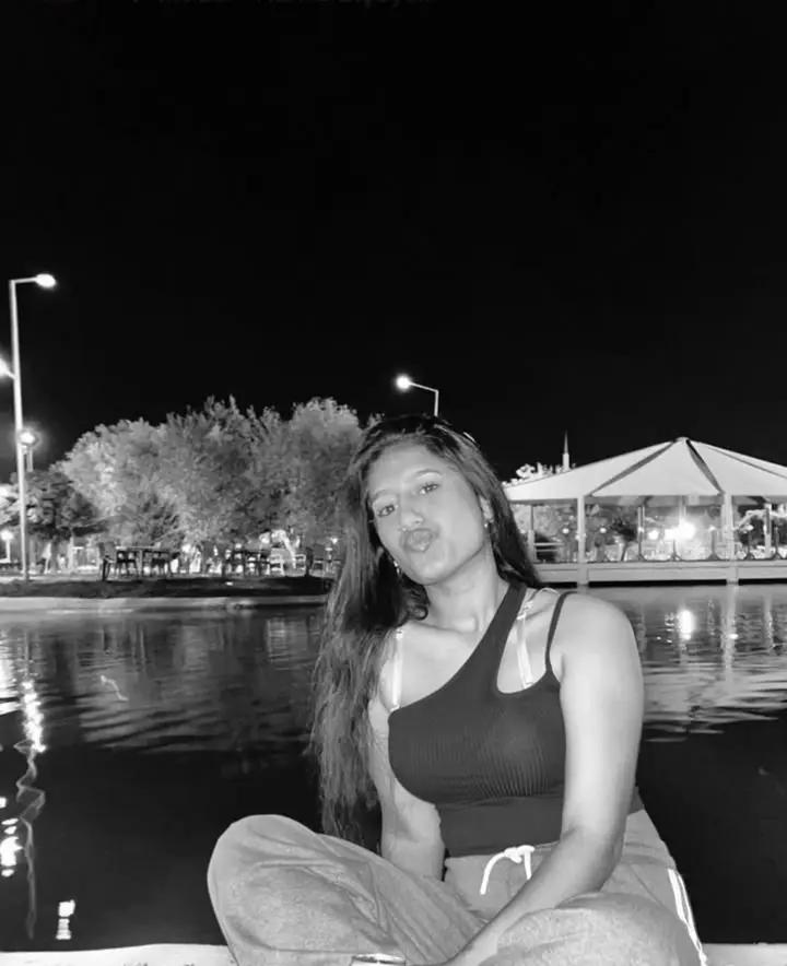@aysenur_avc