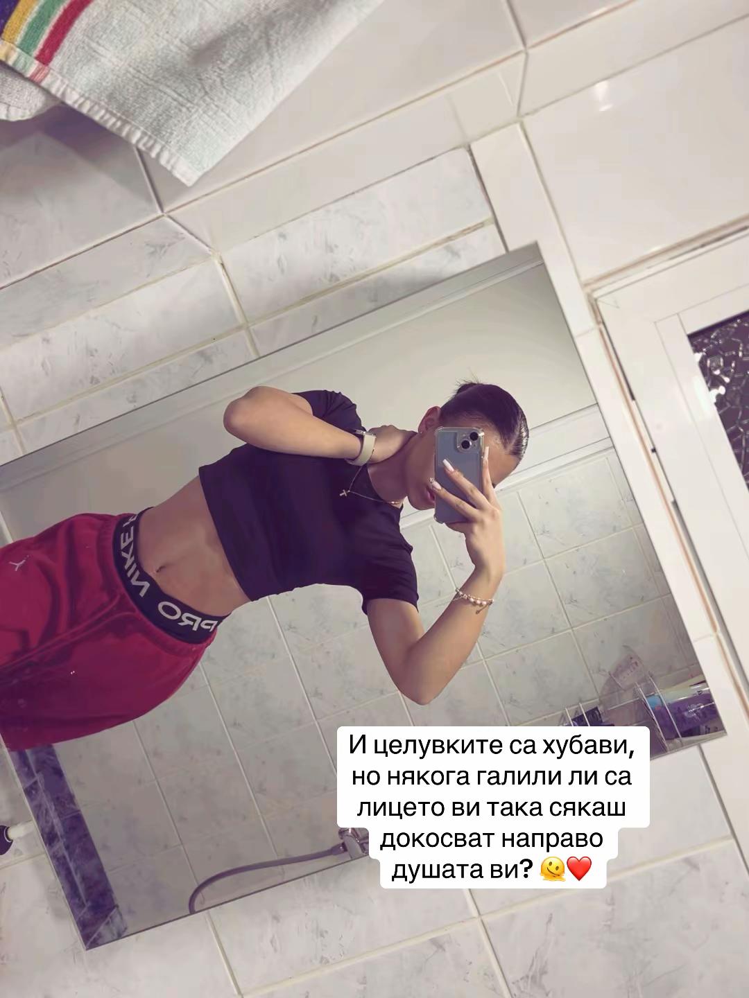 @🧸