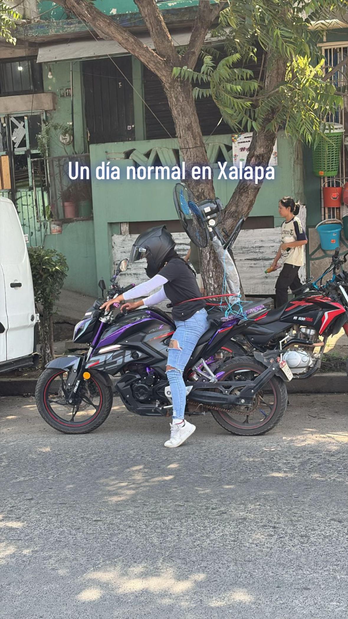 @La de la Z moradaโก