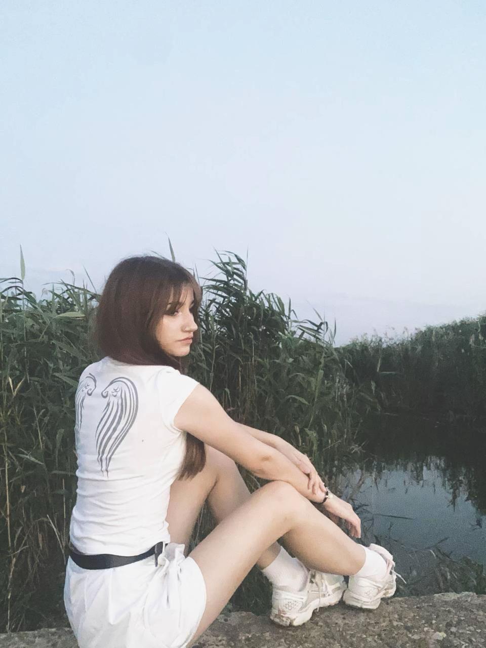@дэмочка🪽